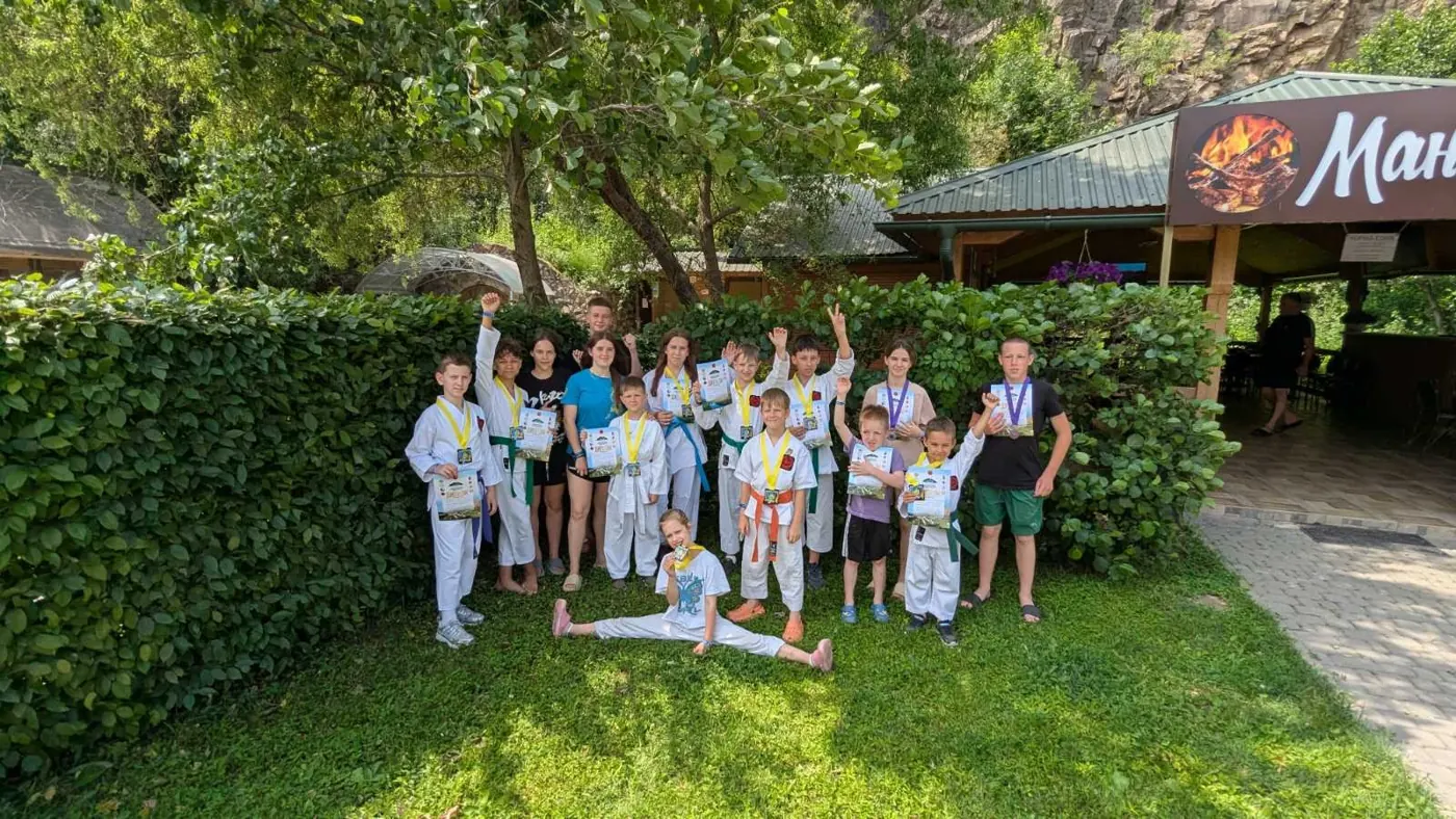 Летний спортивный лагерь DZEN KARATE CLUB в горах