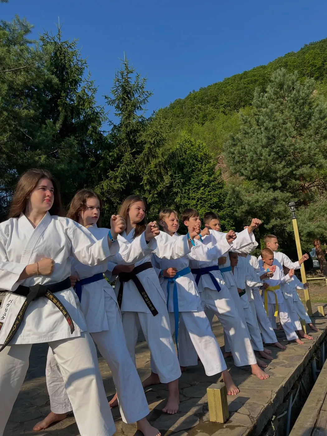Летний спортивный лагерь DZEN KARATE CLUB в горах