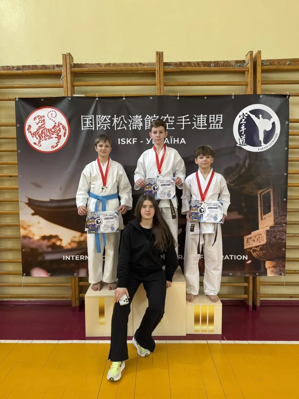 Аліна Павлюк з призерами Чемпіонату клубу «EMPI»