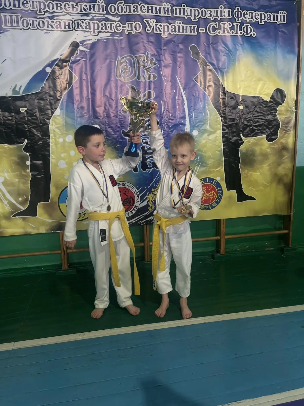Учні DZEN з нагородами на турнірі з шотокан карате