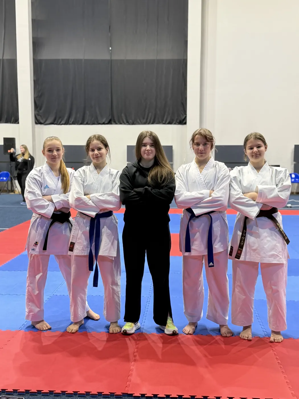 Учні DZEN KARATE CLUB з нагородами на змаганнях з карате
